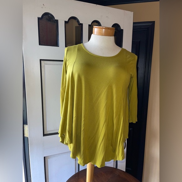 Et Lois mustard yellow long sleeve top for women. In perfect condition. Size XL - Picture 1 of 7